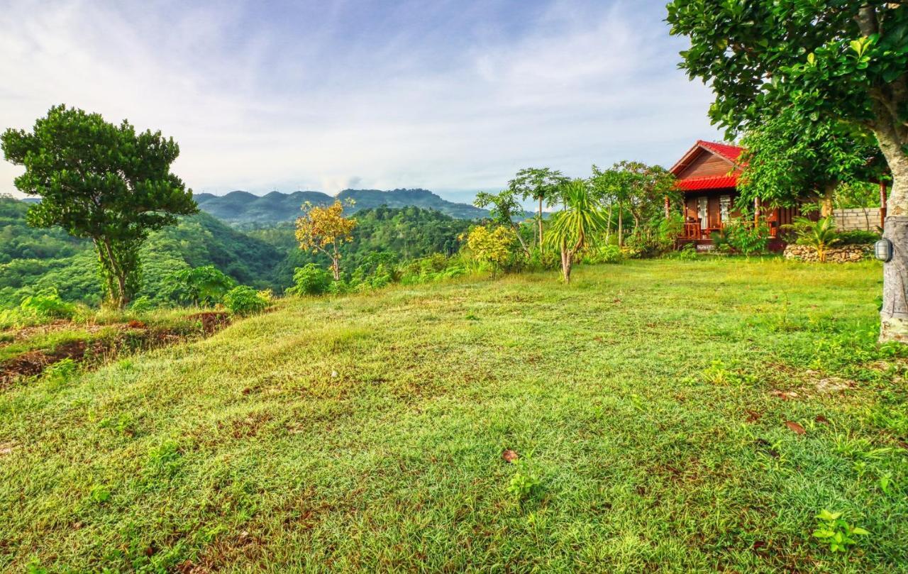 Ayu Hill Bungalows Toyapakeh Exterior foto